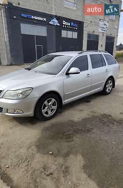 Універсал Skoda 110 2010 в Новояворівську