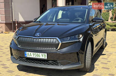 Позашляховик / Кросовер Skoda Enyaq iV 2022 в 