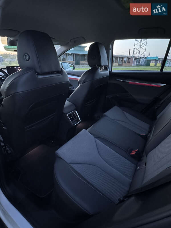 Внедорожник / Кроссовер Skoda Enyaq iV 2023 в Ивано-Франковске