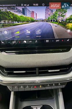 Внедорожник / Кроссовер Skoda Enyaq iV 2021 в 