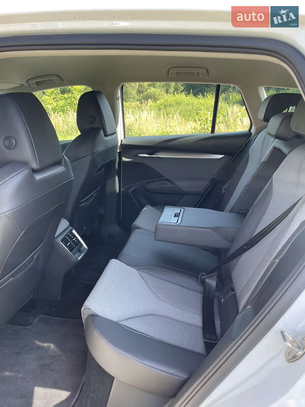Внедорожник / Кроссовер Skoda Enyaq iV 2023 в Львове