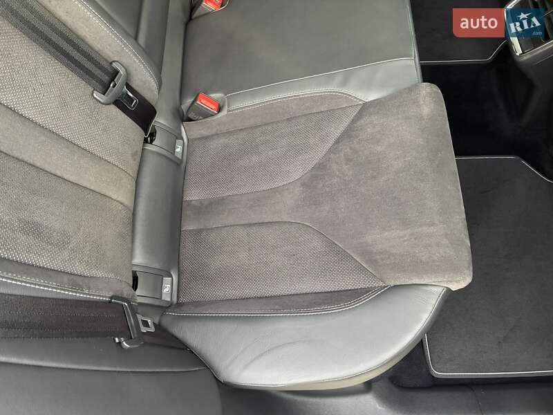 Позашляховик / Кросовер Skoda Enyaq iV 2022 в Києві фото 78 Позашляховик / Кросовер Skoda Enyaq iV 2022 в Києві