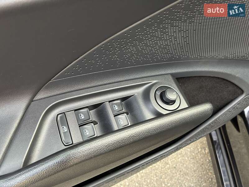 Позашляховик / Кросовер Skoda Enyaq iV 2022 в Києві фото 111 Позашляховик / Кросовер Skoda Enyaq iV 2022 в Києві