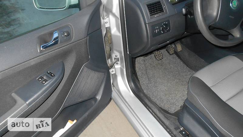 Універсал Skoda Fabia 2006 в Дубровиці