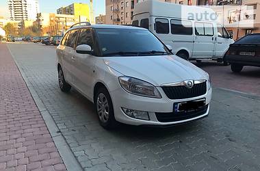 Универсал Skoda Fabia 2013 в Ужгороде