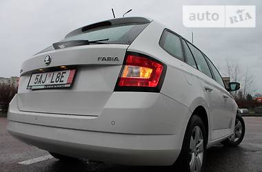 Универсал Skoda Fabia 2015 в Дрогобыче