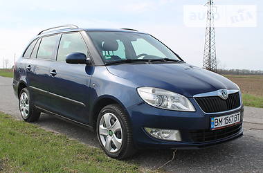 Універсал Skoda Fabia 2010 в Сумах