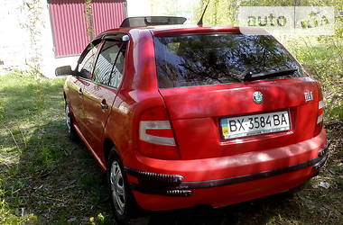 Хетчбек Skoda Fabia 2004 в 