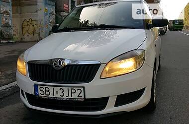 Хэтчбек Skoda Fabia 2013 в Каменском