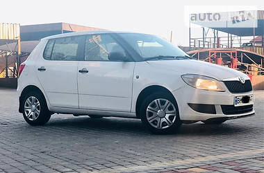 Хэтчбек Skoda Fabia 2015 в Одессе