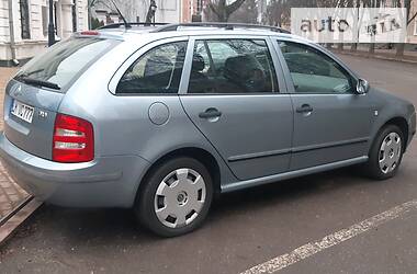 Универсал Skoda Fabia 2004 в Полтаве