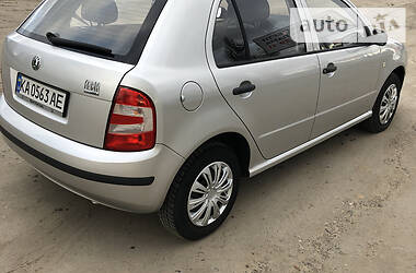 Хетчбек Skoda Fabia 2005 в 