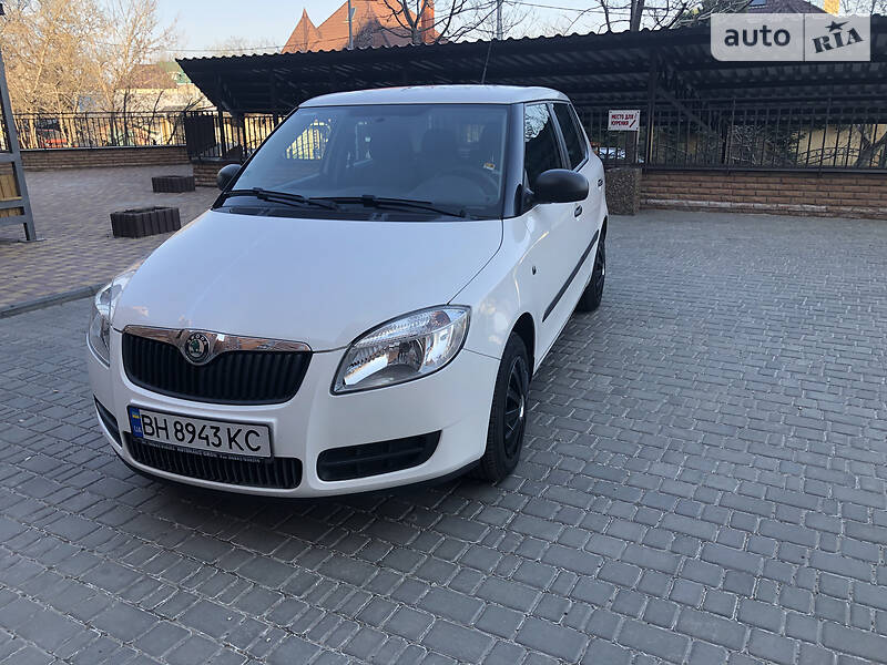 Хетчбек Skoda Fabia 2009 в 