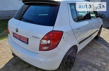 Хетчбек Skoda Fabia 2010 в 