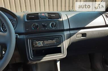 Седан Skoda Fabia 2011 в 