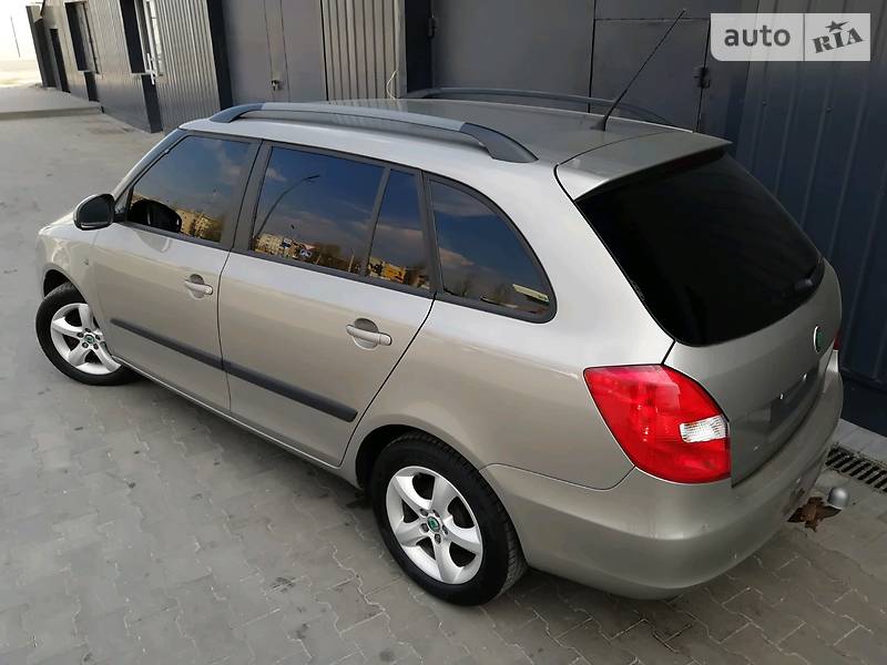 Універсал Skoda Fabia 2011 в Павлограді