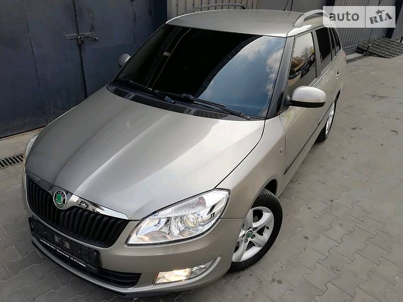 Універсал Skoda Fabia 2011 в Павлограді