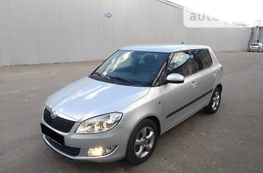 Хетчбек Skoda Fabia 2011 в 