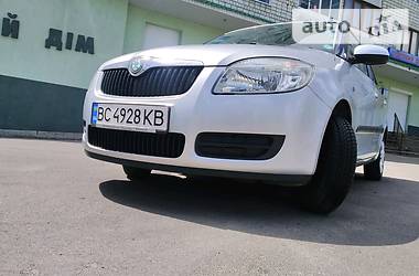 Хетчбек Skoda Fabia 2008 в 