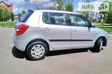 Хетчбек Skoda Fabia 2008 в 