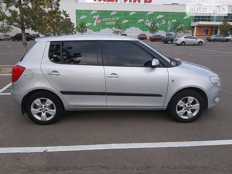 Хетчбек Skoda Fabia 2010 в Миколаєві