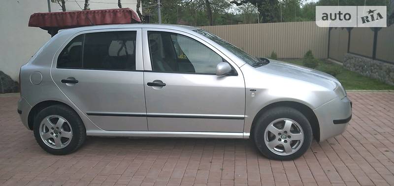 Хэтчбек Skoda Fabia 2002 в Тячеве