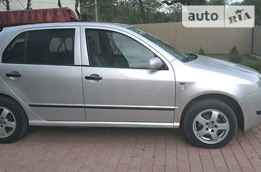 Хетчбек Skoda Fabia 2002 в 