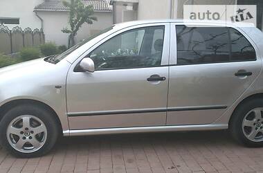 Хетчбек Skoda Fabia 2002 в 