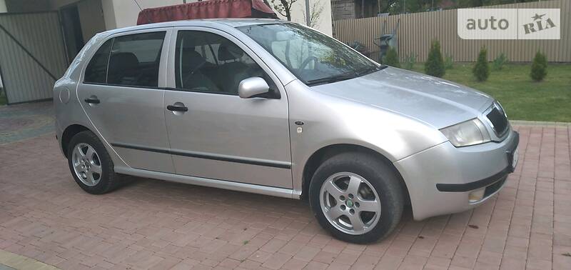 Хэтчбек Skoda Fabia 2002 в Тячеве