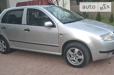 Хетчбек Skoda Fabia 2002 в 