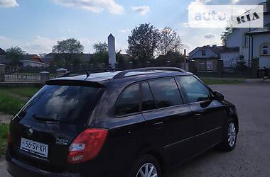 Универсал Skoda Fabia 2010 в Калуше