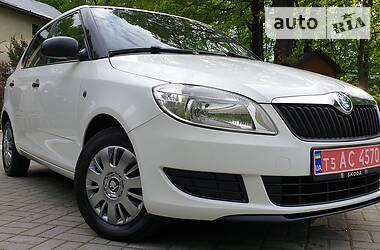 Хэтчбек Skoda Fabia 2011 в Дрогобыче