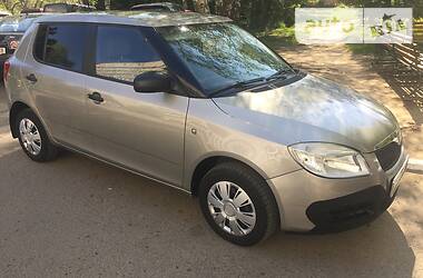 Хетчбек Skoda Fabia 2009 в 