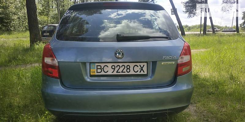 Універсал Skoda Fabia 2011 в Сокалі