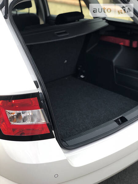 Універсал Skoda Fabia 2015 в Ужгороді фото 7 Універсал Skoda Fabia 2015 в Ужгороді