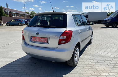Хетчбек Skoda Fabia 2009 в 