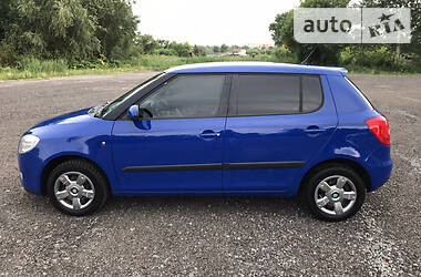 Хетчбек Skoda Fabia 2009 в 