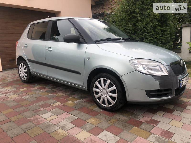 Хетчбек Skoda Fabia 2009 в Львові фото Хетчбек Skoda Fabia 2009 в Львові
