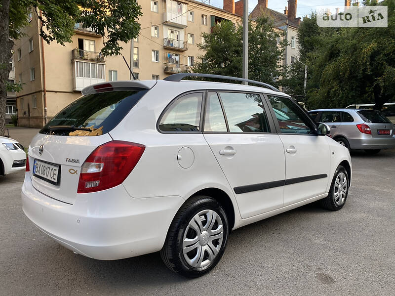 Универсал Skoda Fabia 2014 в Ивано-Франковске