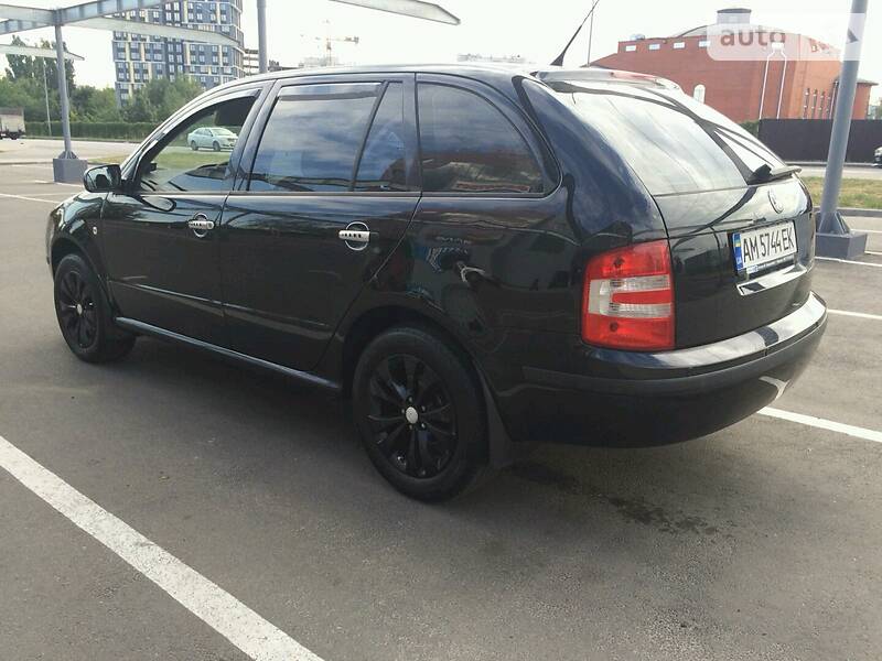 Універсал Skoda Fabia 2006 в Києві