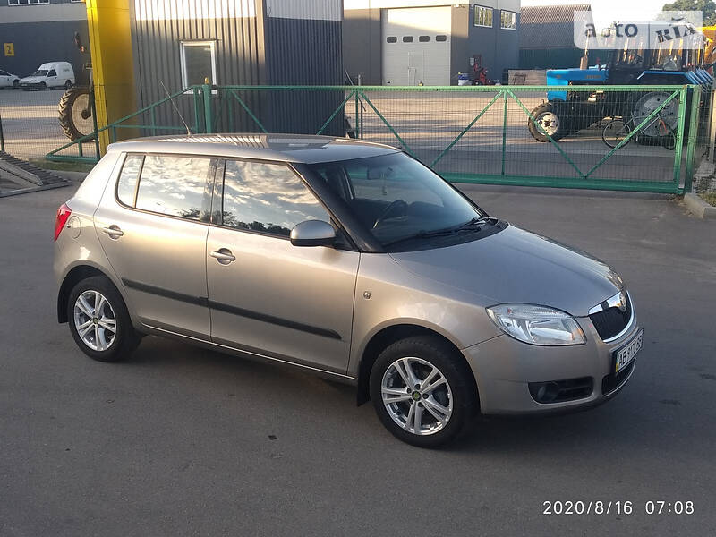 Хетчбек Skoda Fabia 2008 в Вінниці