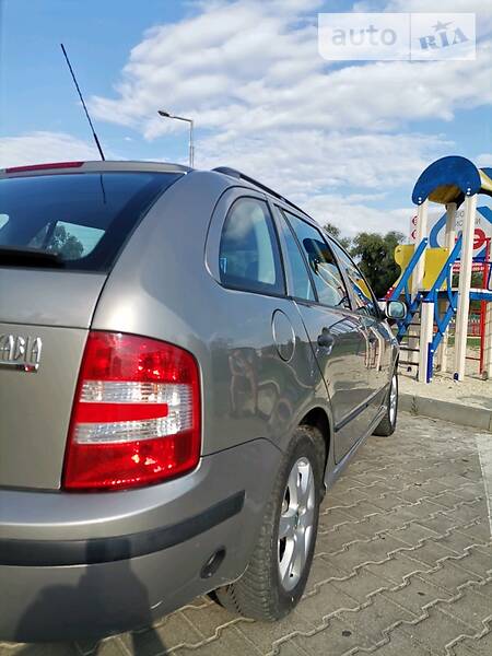 Универсал Skoda Fabia 2006 в Дубно