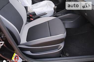 Хетчбек Skoda Fabia 2016 в 