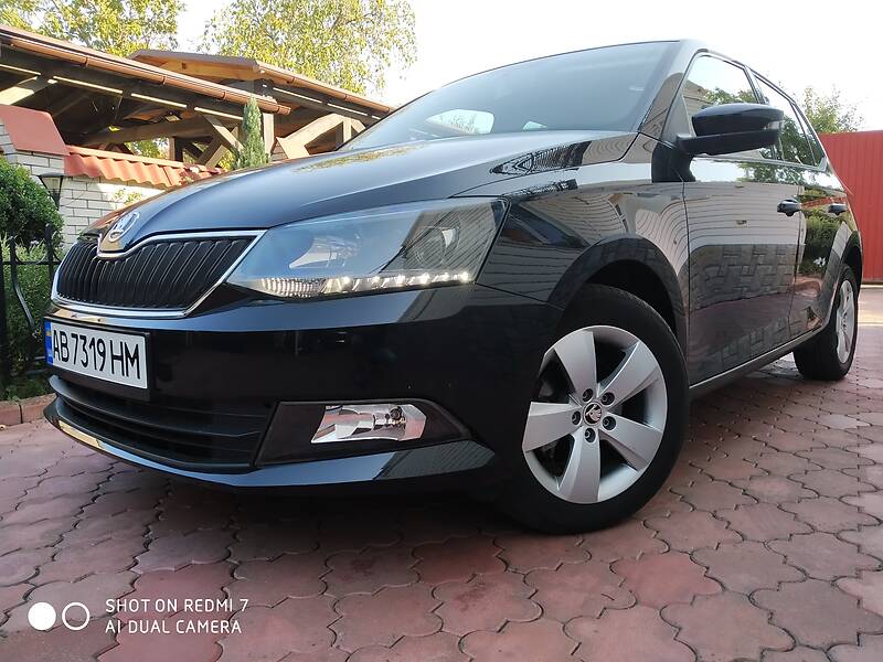 Хетчбек Skoda Fabia 2016 в 