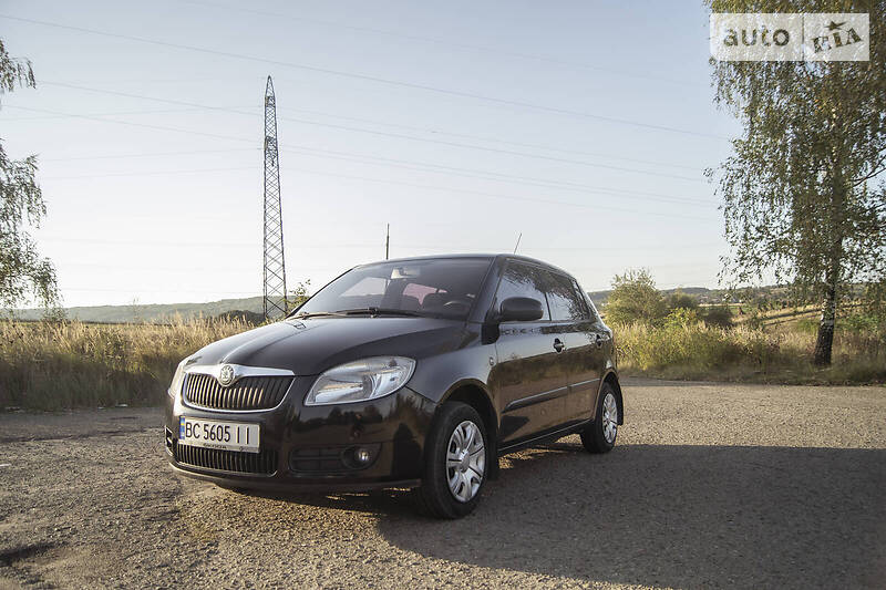 Хетчбек Skoda Fabia 2008 в Новому Розділі