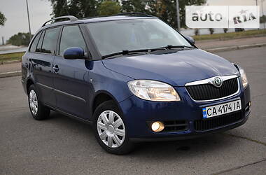 Универсал Skoda Fabia 2009 в Черкассах