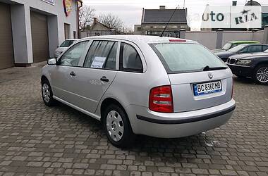 Универсал Skoda Fabia 2001 в Городке