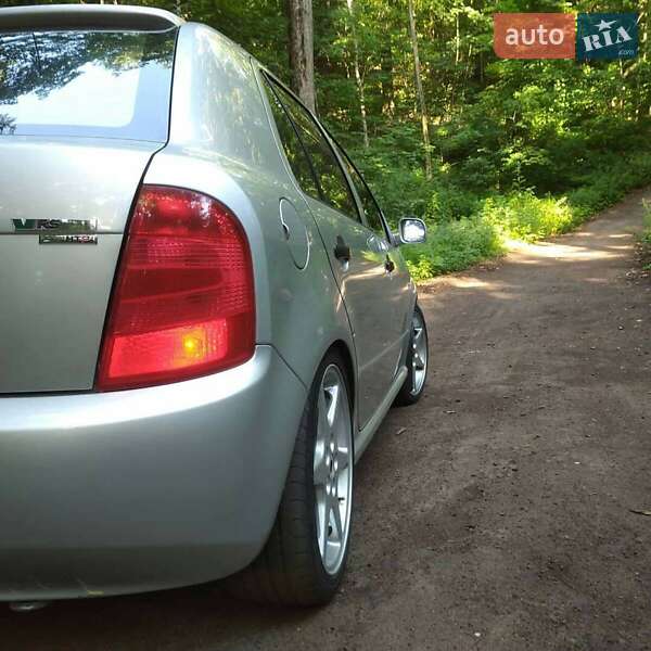 Хетчбек Skoda Fabia 2006 в Охтирці