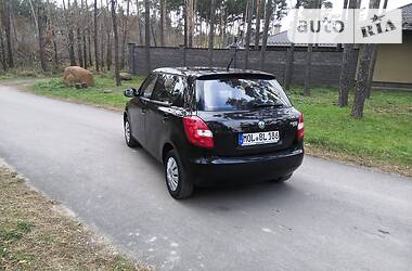 Хэтчбек Skoda Fabia 2008 в Житомире