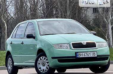 Хэтчбек Skoda Fabia 2002 в Одессе